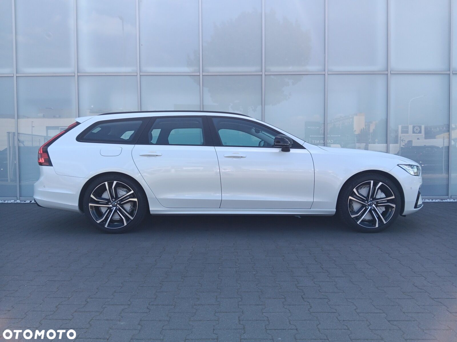 Volvo V90 - 4