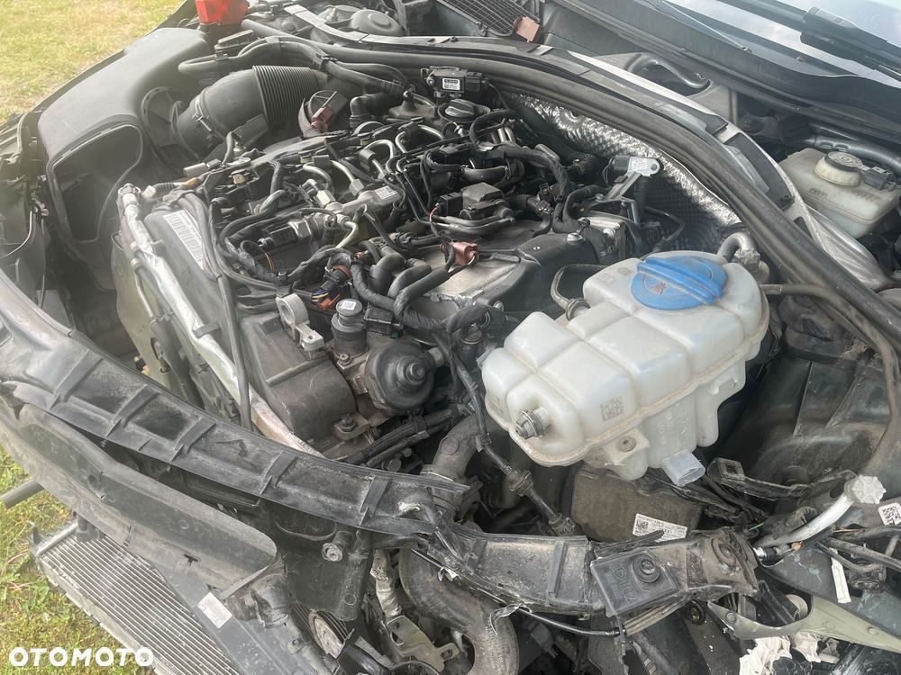 Audi A6 Avant 2.0 TDI Ultra S tronic - 15