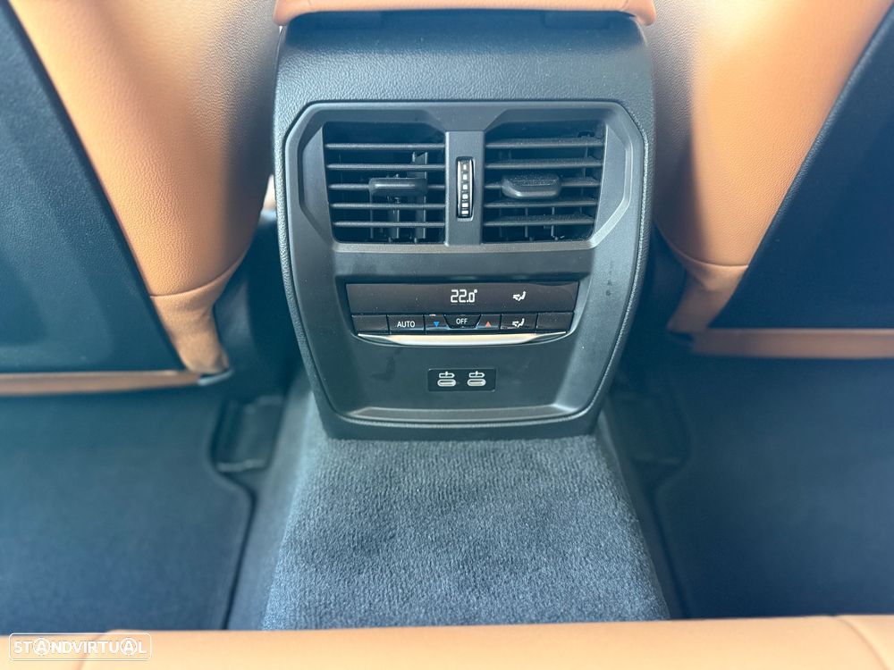 BMW i4 eDrive40 Pack Desportivo M Pro - 42