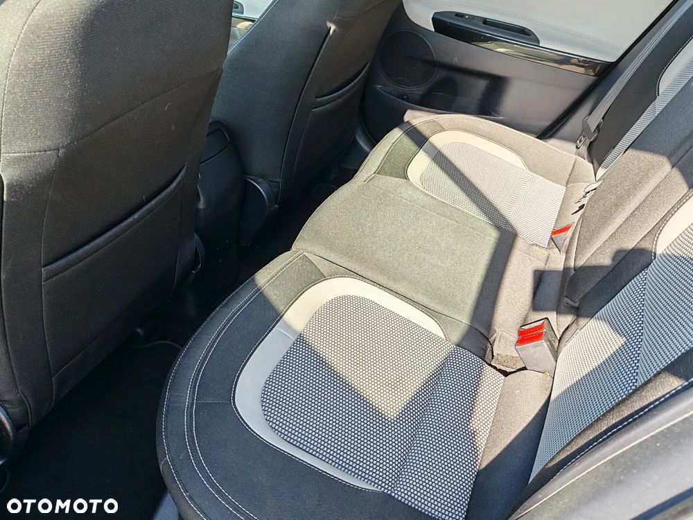 Kia Ceed 1.6 GDI L - 25