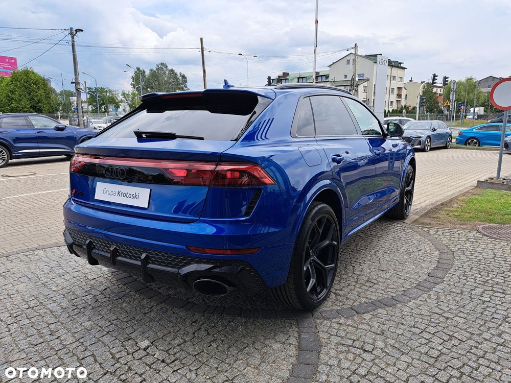 Audi RS Q8 - 9