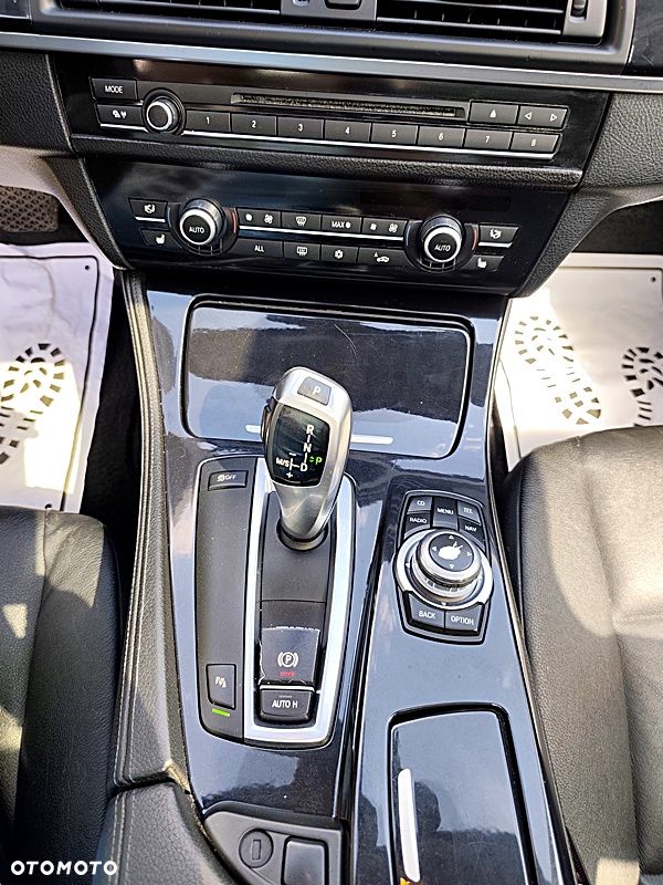 BMW Seria 5 520d - 13