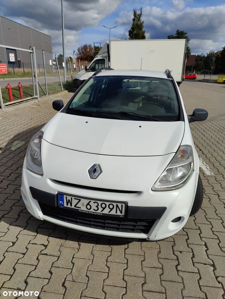 Renault Clio - 1
