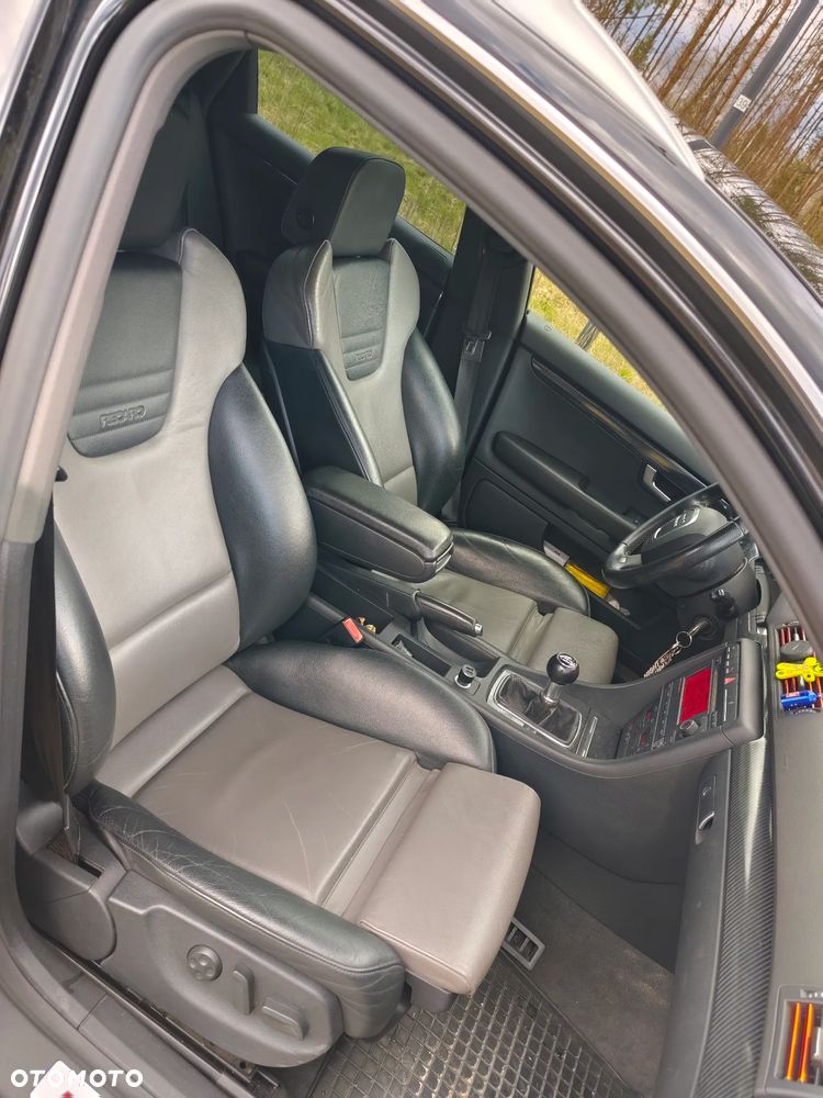 Audi A4 Avant 2.7 TDI DPF - 8