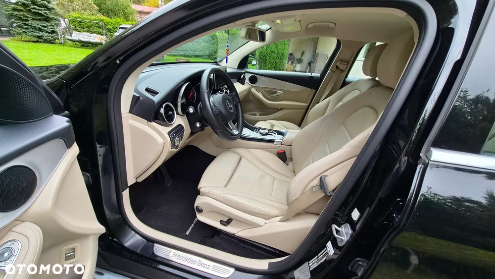 Mercedes-Benz GLC 220 d 4-Matic - 23