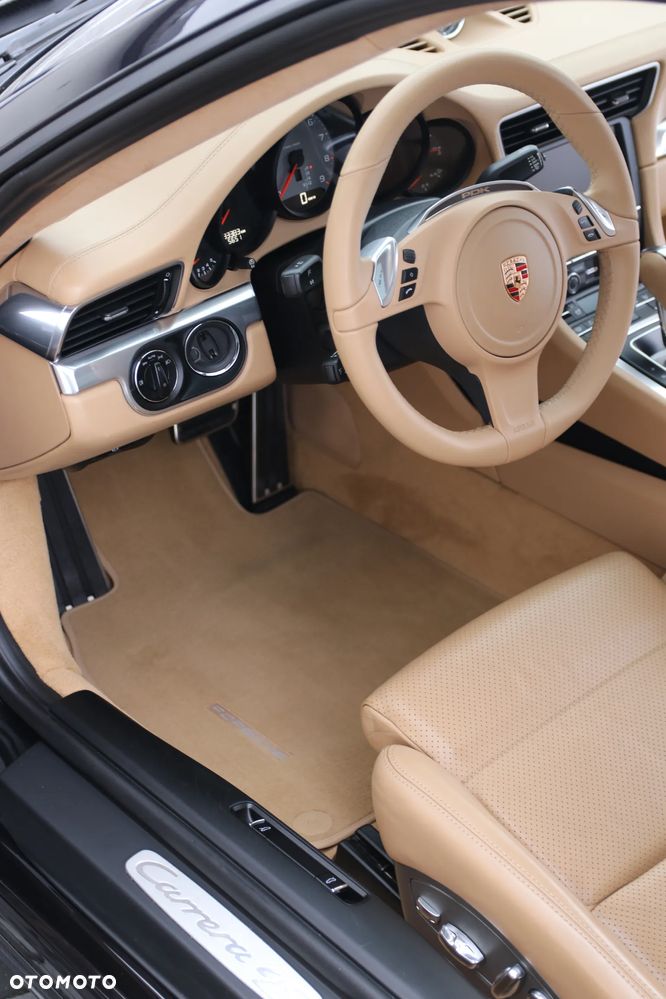 Porsche 911 Carrera 4S PDK - 18