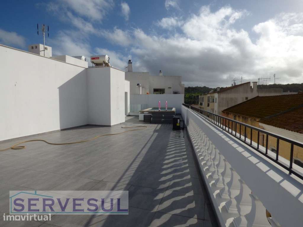 Novo Apartamento penthouse de 2 quartos e terraço com piscina, inse... - Grande imagem: 2/26