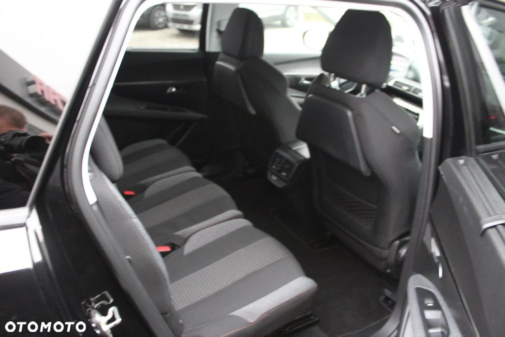 Peugeot 5008 BlueHDI 130 EAT8 Allure Business-Paket - 9