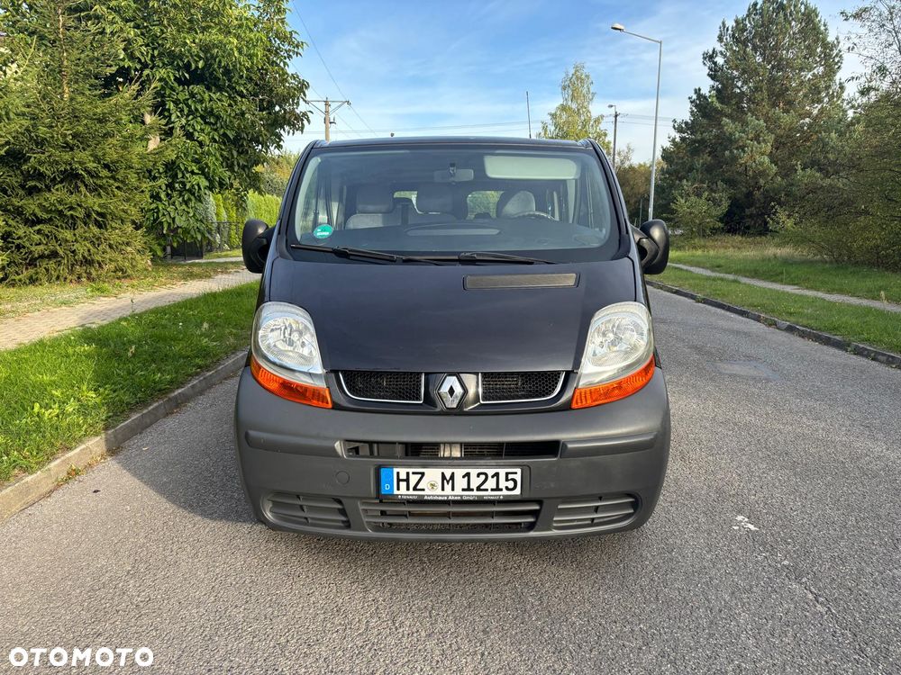 Renault Trafic - 16