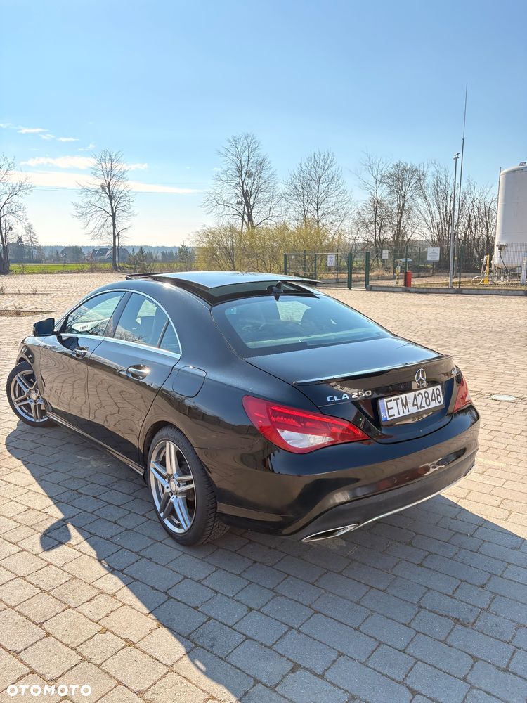 Mercedes-Benz CLA 250 4Matic 7G-DCT - 4