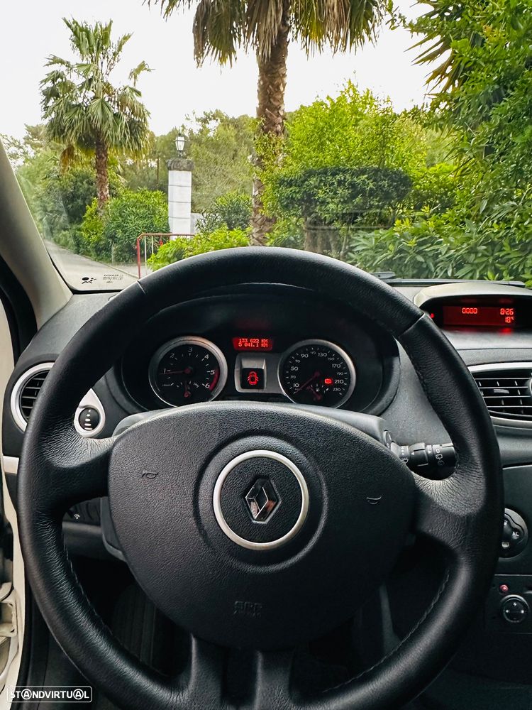 Renault Clio 1.5 dCi Confort - 16
