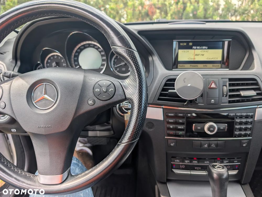 Mercedes-Benz Klasa E 250 CGI BlueEFFICIENCY Automatik Avantgarde - 10