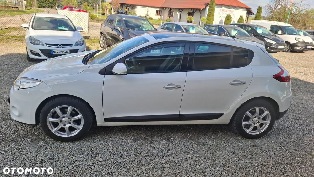 Renault Megane TCe 130 Night and Day - 3