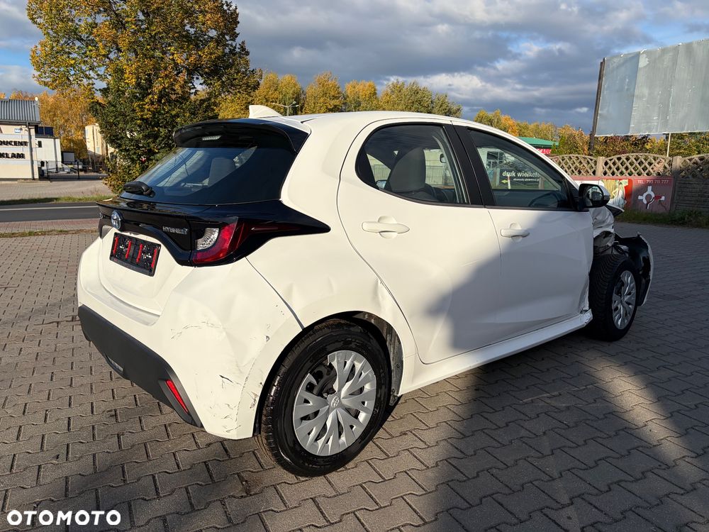 Toyota Yaris 2021 photo 3