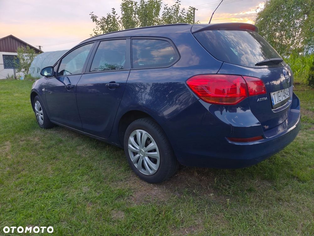 Opel Astra 1.7 CDTI DPF (119g) Sport - 5