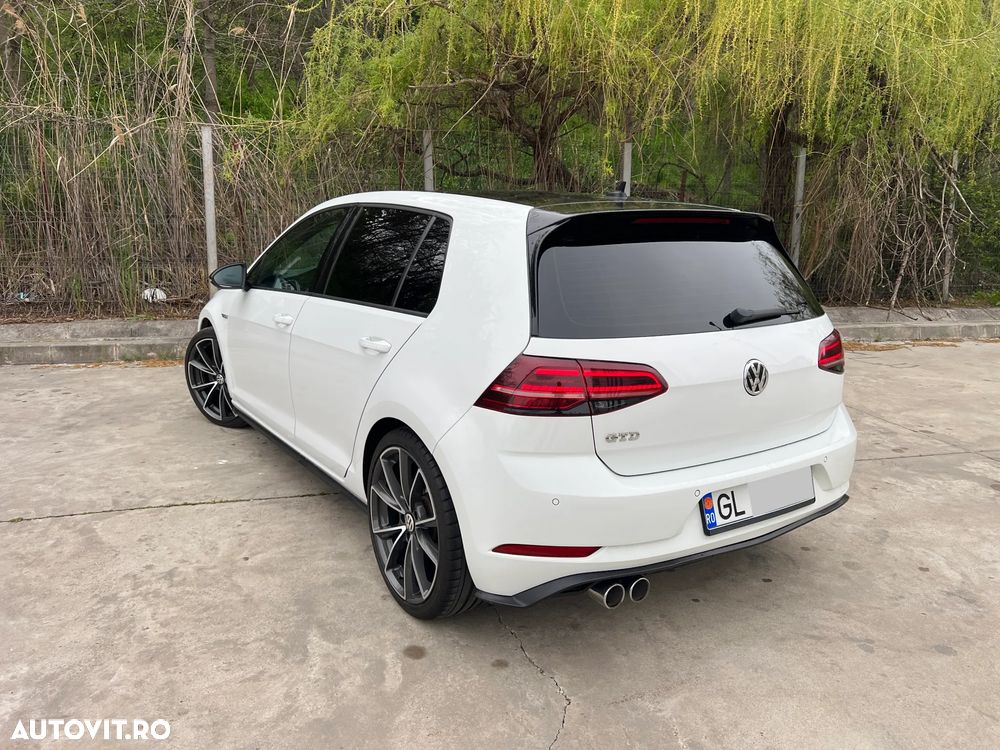 Volkswagen Golf 2.0 TDI DSG GTD - 3