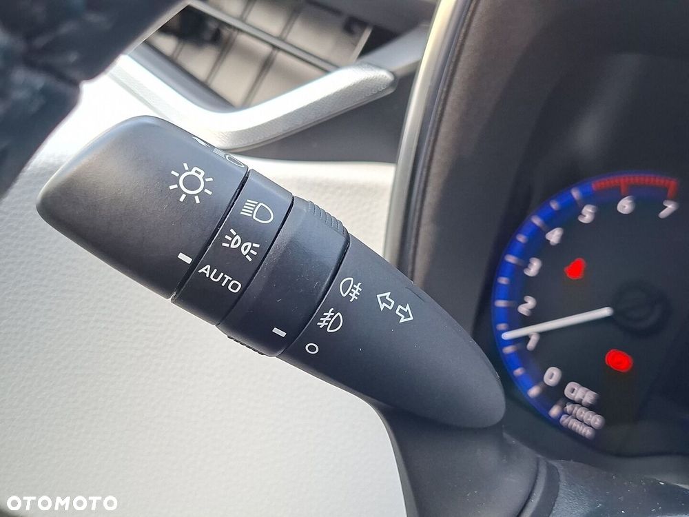 Toyota Corolla 1.8 Hybrid GPF Executive - 21