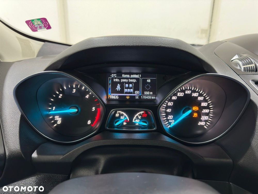 Ford Kuga - 24