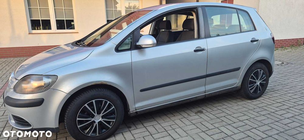 Volkswagen Golf Plus - 1