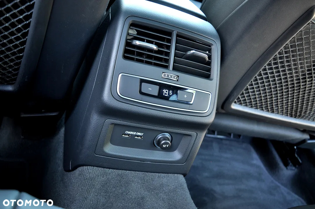Audi A4 Avant 40 TDI quattro S tronic - 23