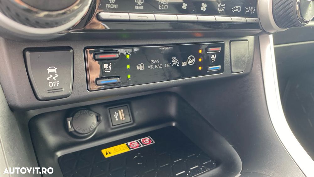Toyota RAV4 2.5 VVT-iE 4x4 Luxury Premium - 14