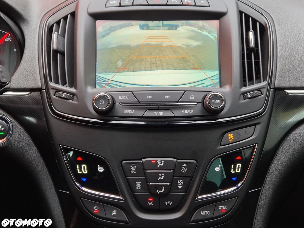 Opel Insignia 2.0 SIDI Turbo 4x4 Innovation - 32