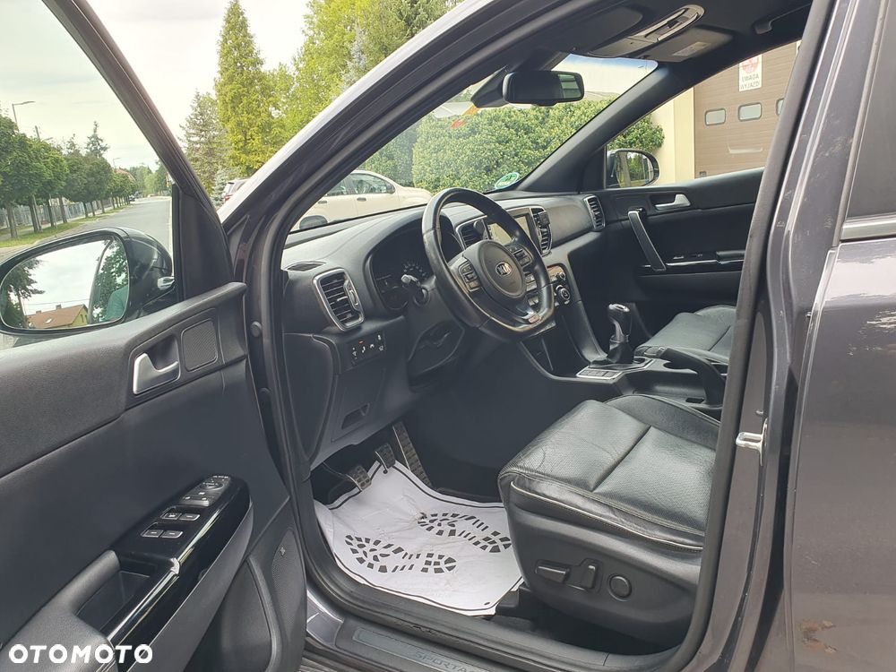 Kia Sportage 1.6 T-GDI AWD GT LINE - 11