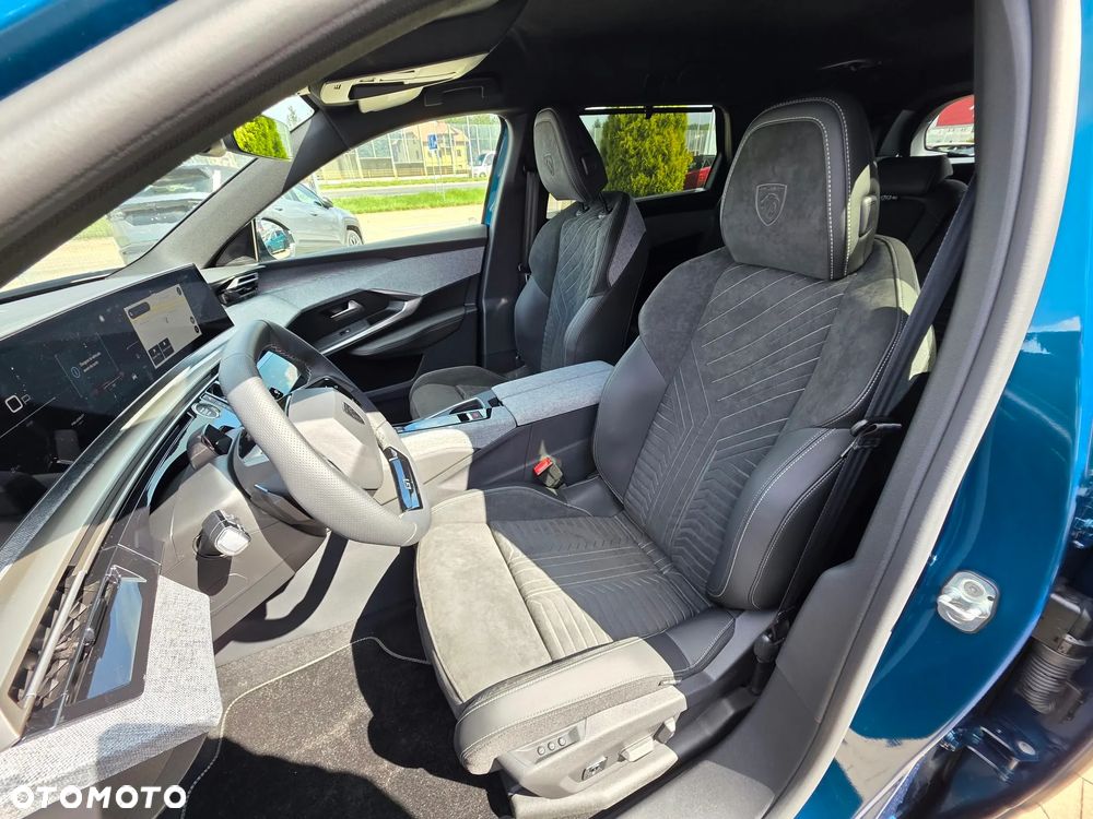 Peugeot 5008 1.2 PureTech mHEV GT Exclusive S&S e-DCS6 - 9