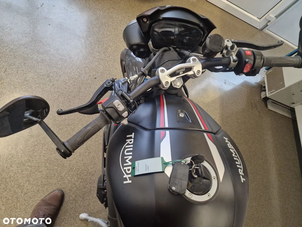Triumph Speed Triple - 4