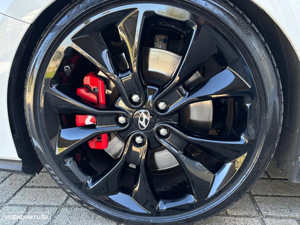 Hyundai i30 N 2.0 T-GDi Performance Pack - 18