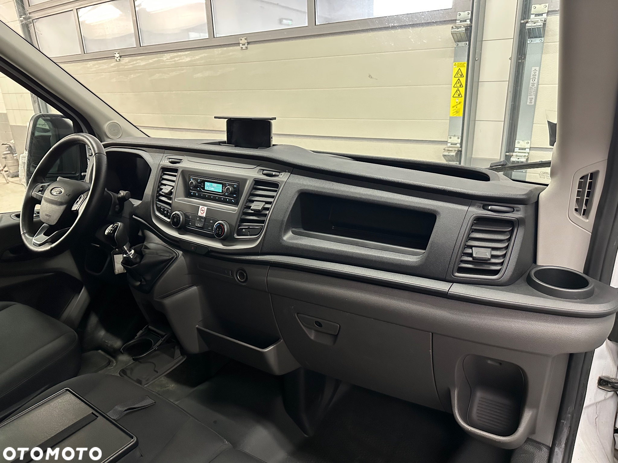 Ford Transit - 12