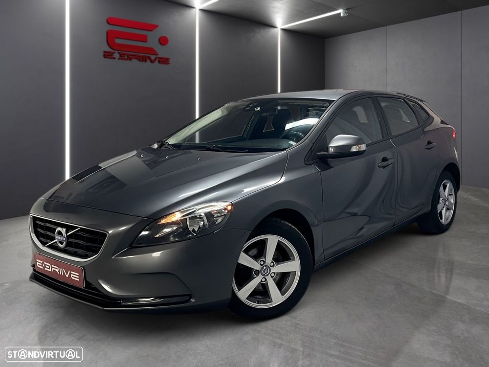 Volvo V40 1.6 D2 Eco Momentum - 1