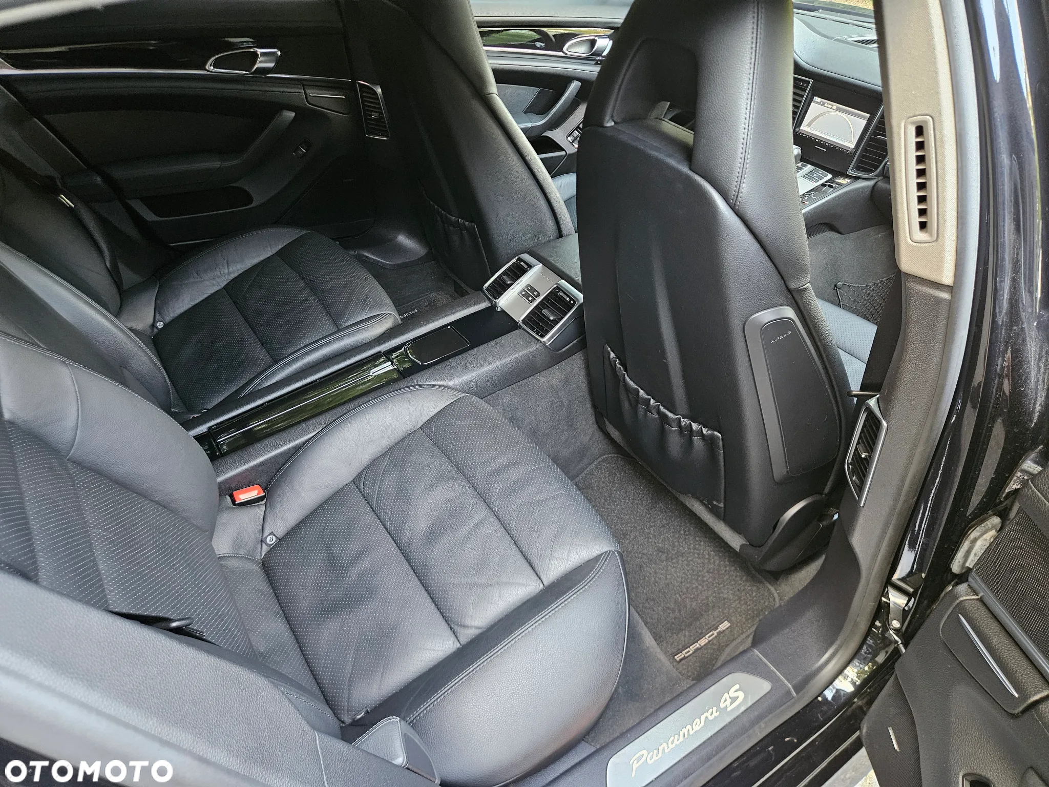 Porsche Panamera 4S PDK - 20