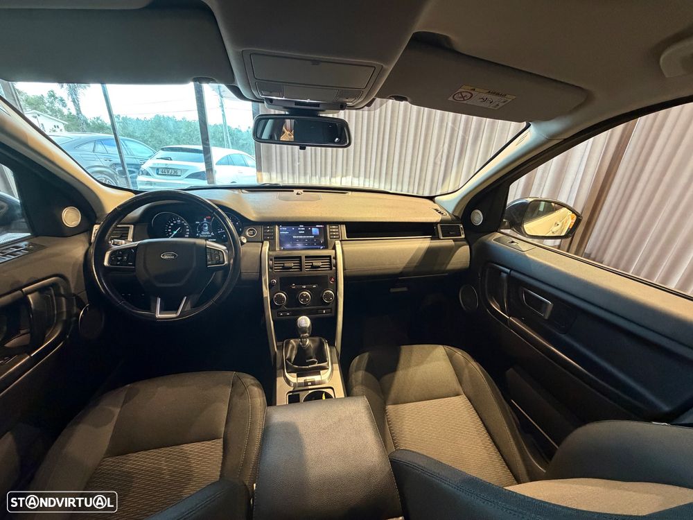 Land Rover Discovery Sport 2.0 TD4 HSE Luxury - 33