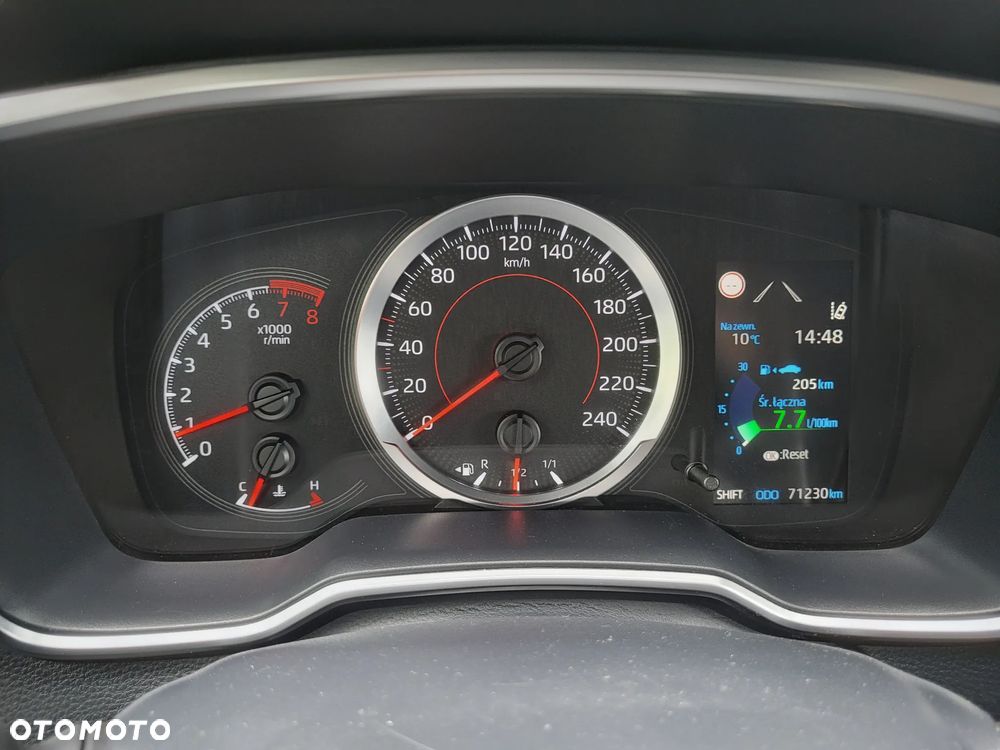 Toyota Corolla 1.6 Comfort - 26