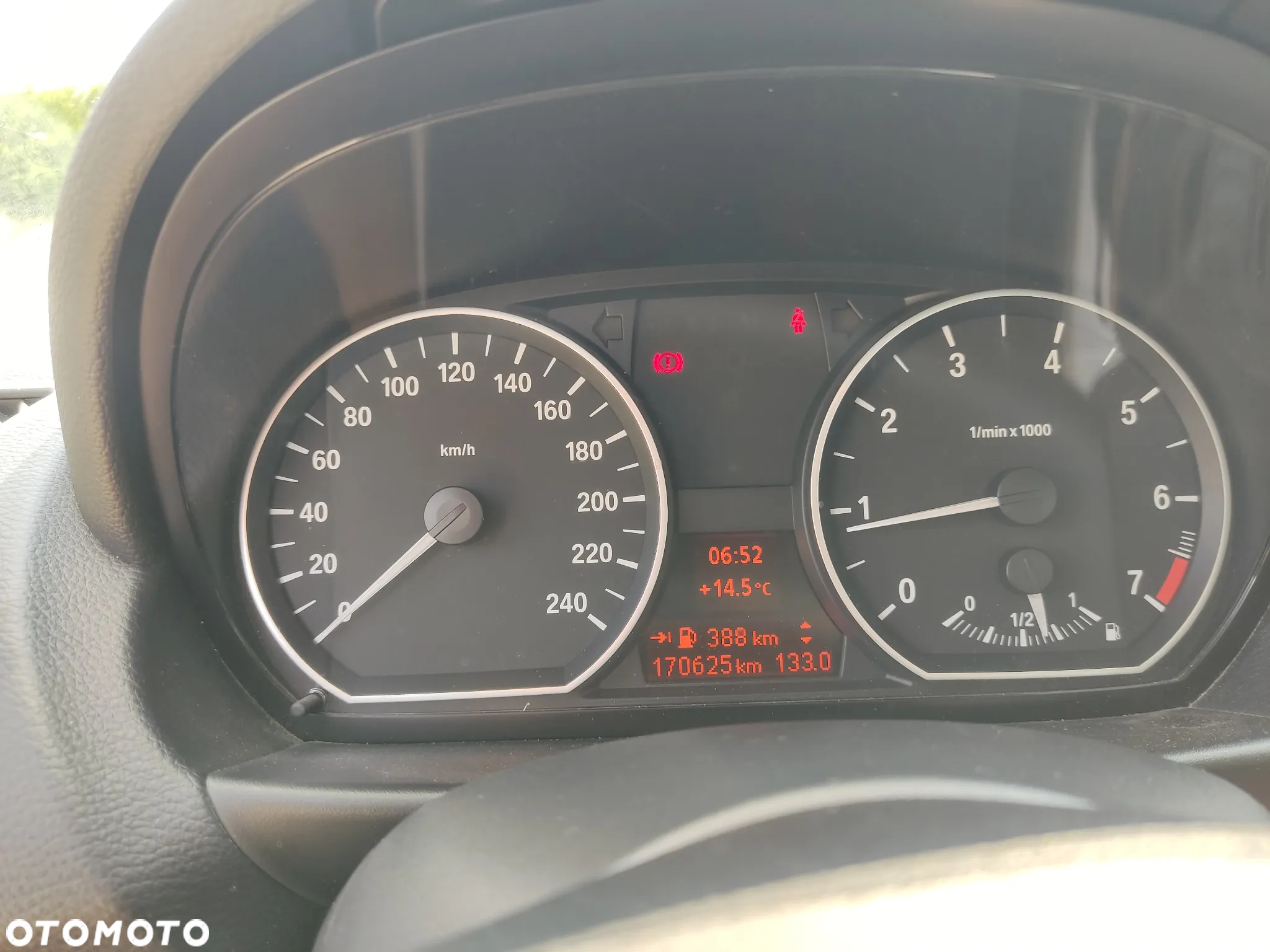 BMW Seria 1 - 14