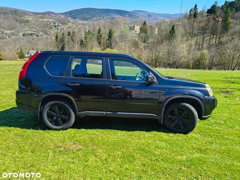 Nissan X-Trail 2007 photo 2