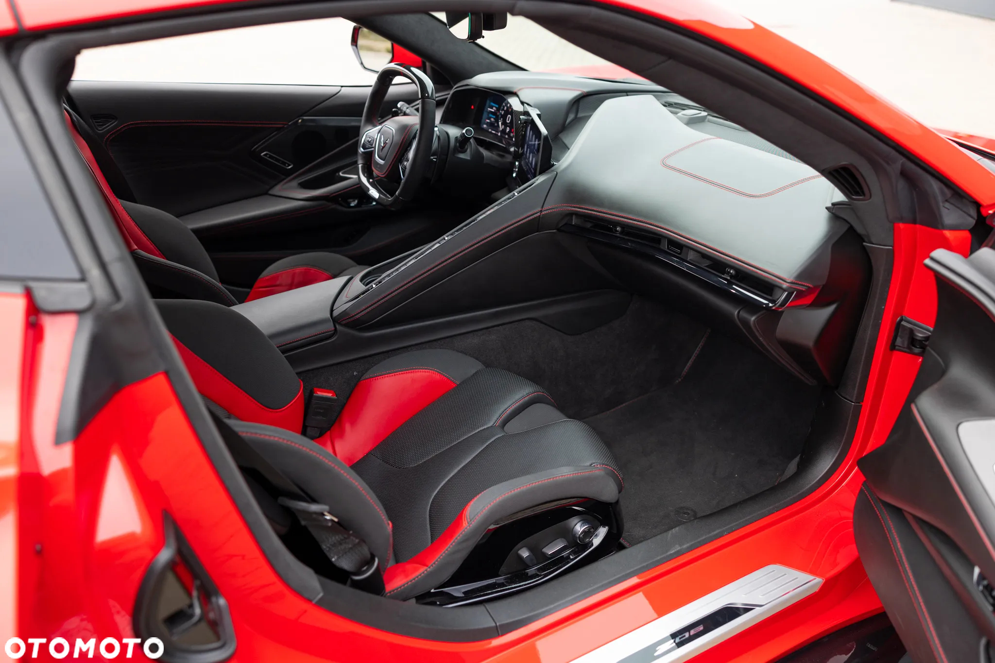 Chevrolet Corvette - 12