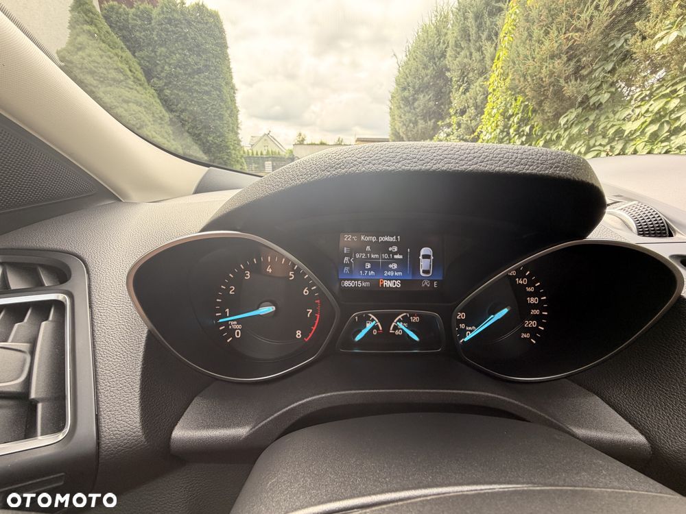 Ford Kuga - 3