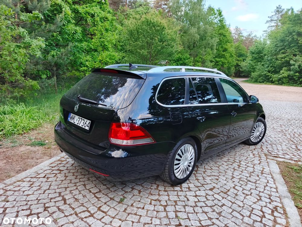 Volkswagen Golf 2.0 TDI DPF Highline - 31