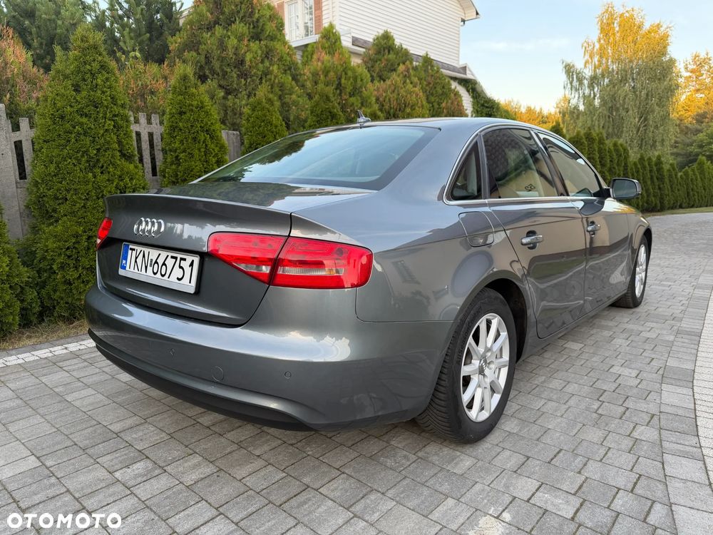 Audi A4 Limousine 2.0 TDI DPF Ambiente - 11