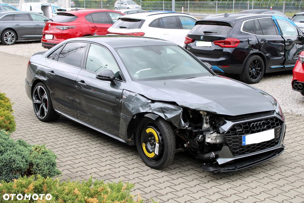 Audi A4 Limousine 40 TFSI mHEV Quattro S Line S tronic - 4