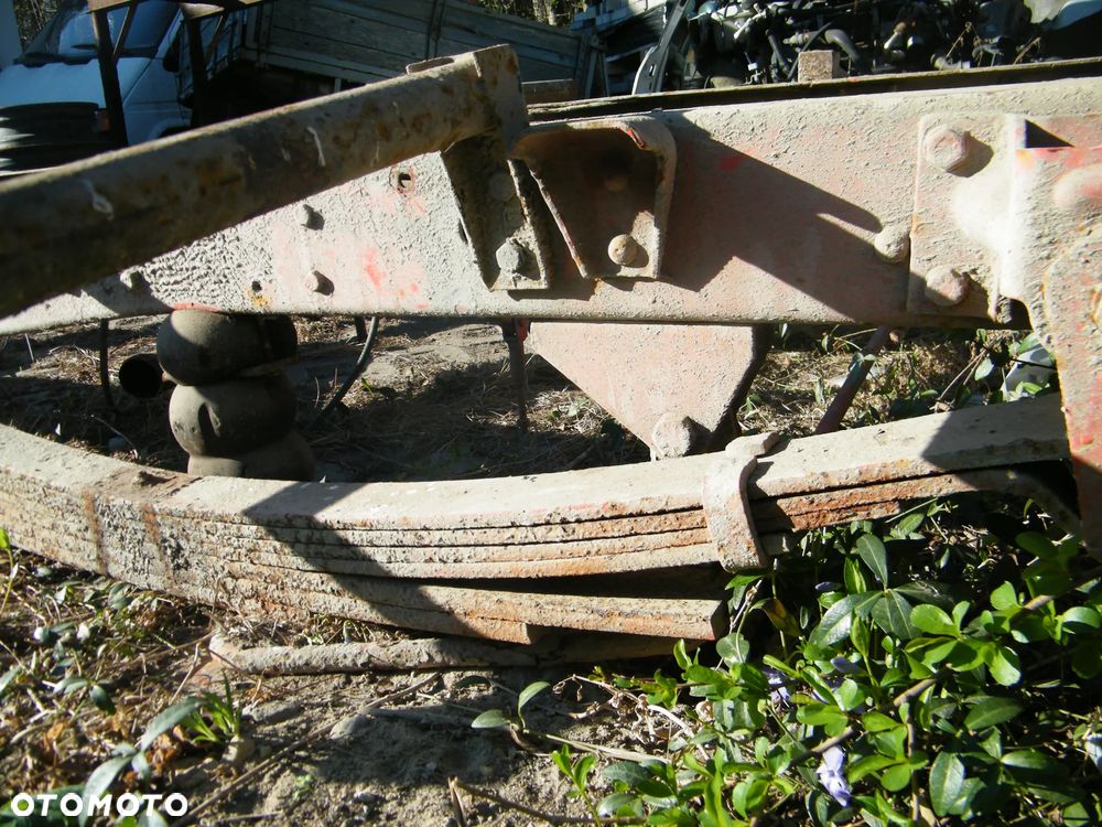 Resory Iveco Daily II 7 piórowe - 6