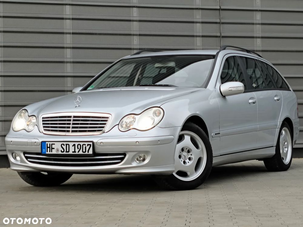 Mercedes-Benz Klasa C 180 Kompressor Automatik Avantgarde Sport Edition - 14