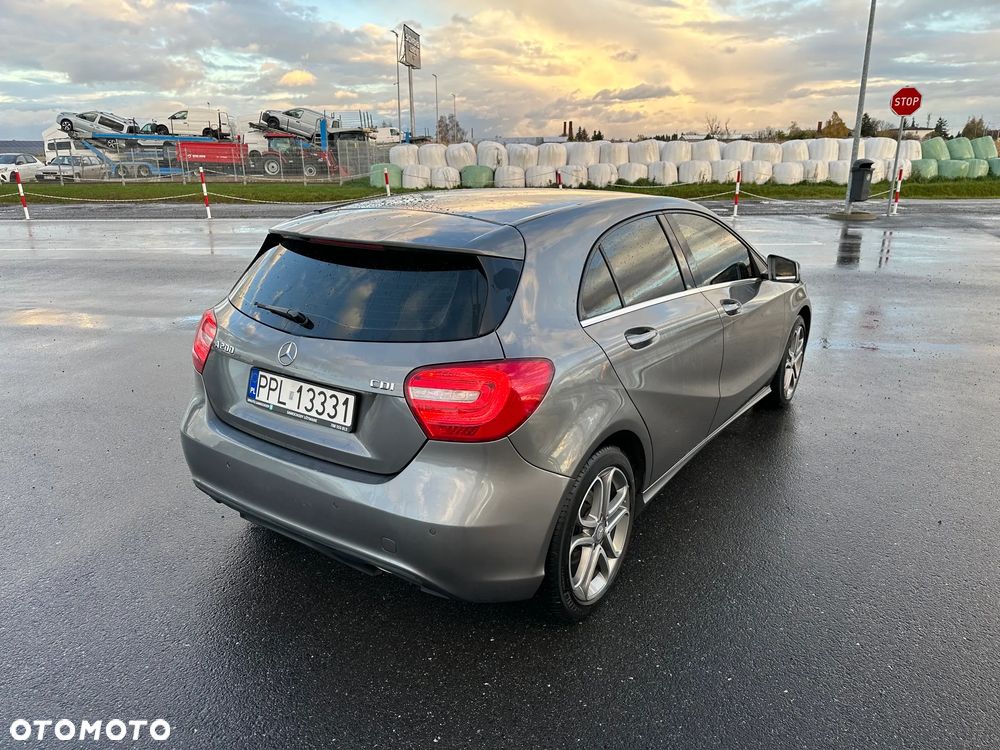 Mercedes-Benz Klasa A 200 d 7G-DCT Urban - 9