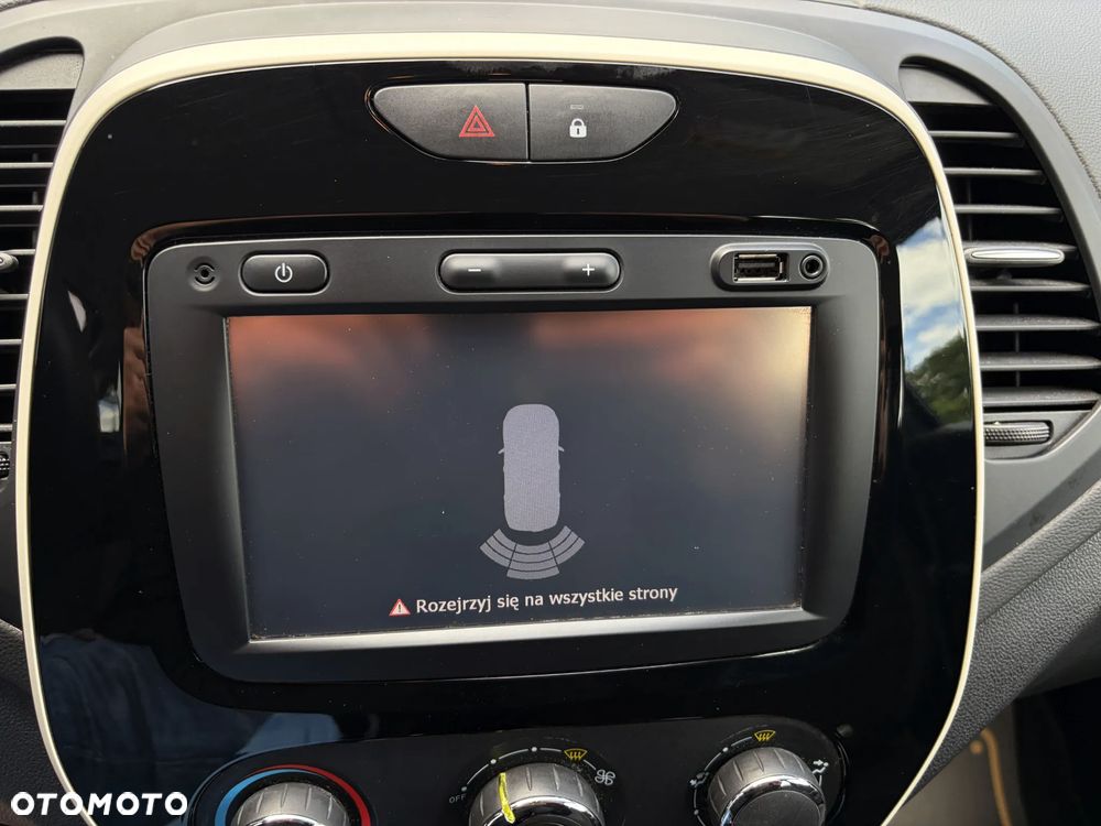 Renault Captur - 25