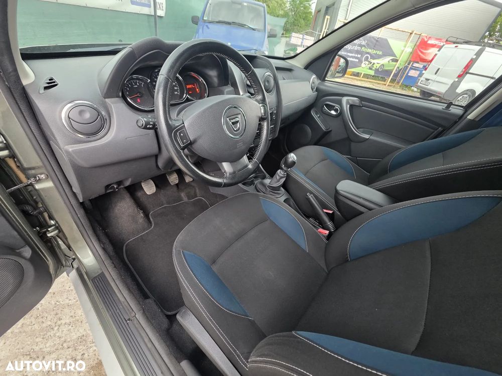 Dacia Duster 1.5 dCi 4x4 Prestige - 10