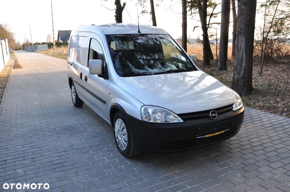 Opel combo - 1
