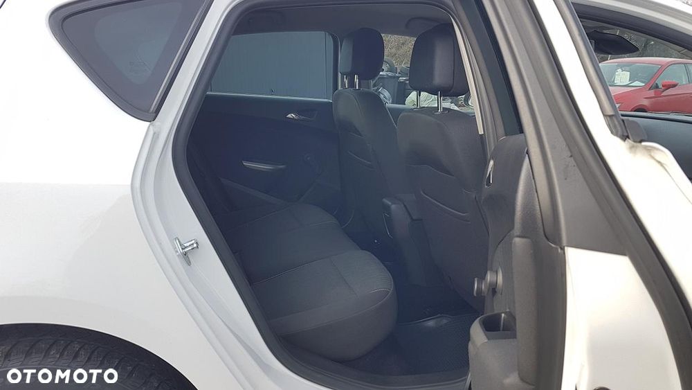 Opel Astra 1.4 Turbo Active - 29