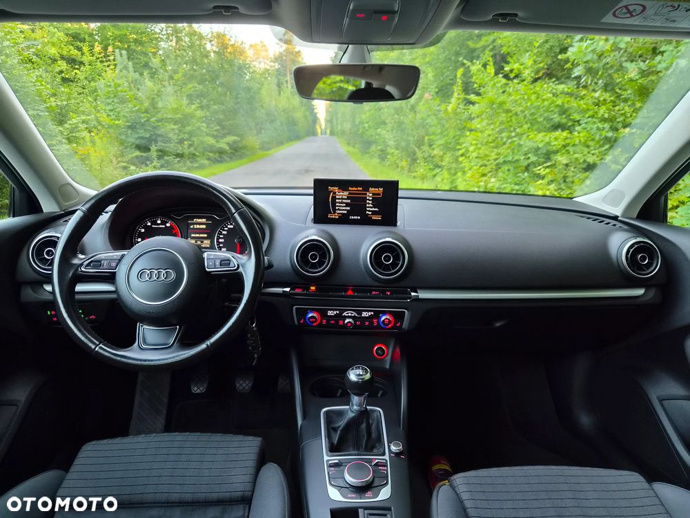 Audi A3 Sportback 1.4 TFSI Ambition - 12